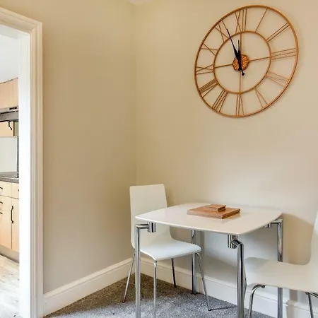 1 At 3 Jubilee Apartamento York